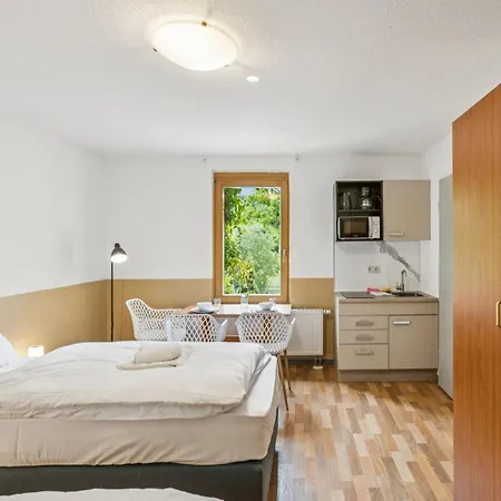 Jenapartments - Mit Kueche Διαμέρισμα *